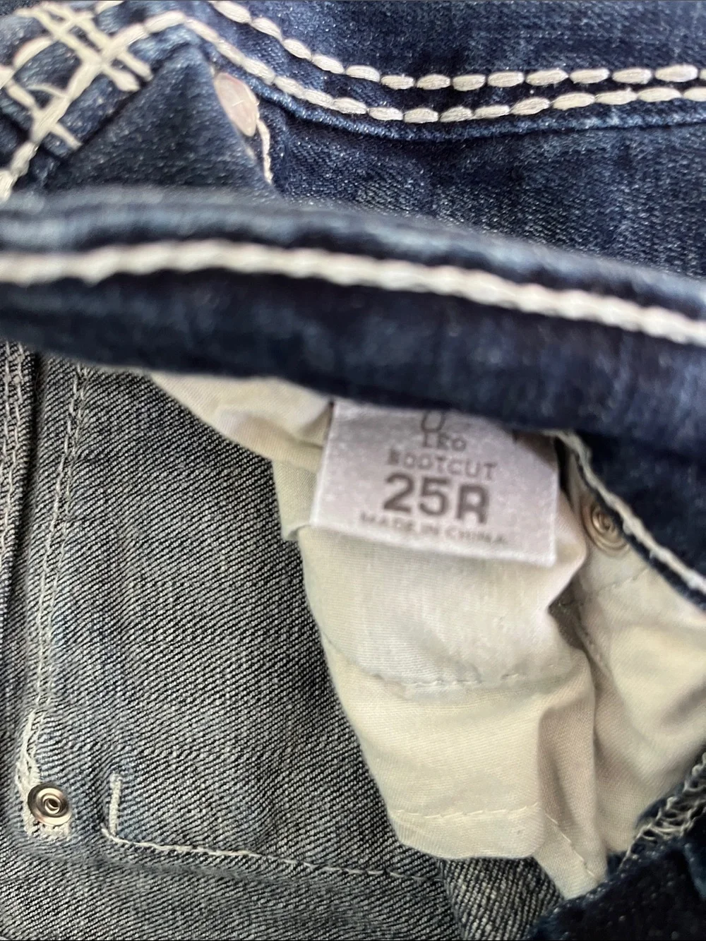 daytrip Leo Bootcut Jeans Size 25R - Picture 6 of 6